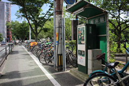赤坂駅路上自転車駐車場