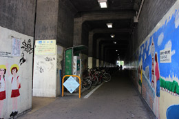 博多駅高架下南自転車駐車場