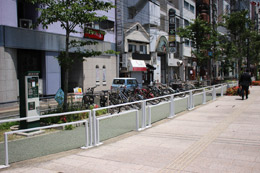 清流公園自転車駐車場