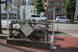 唐人町駅路上自転車駐車場