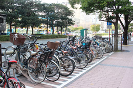 渡辺通駅路上自転車駐車場